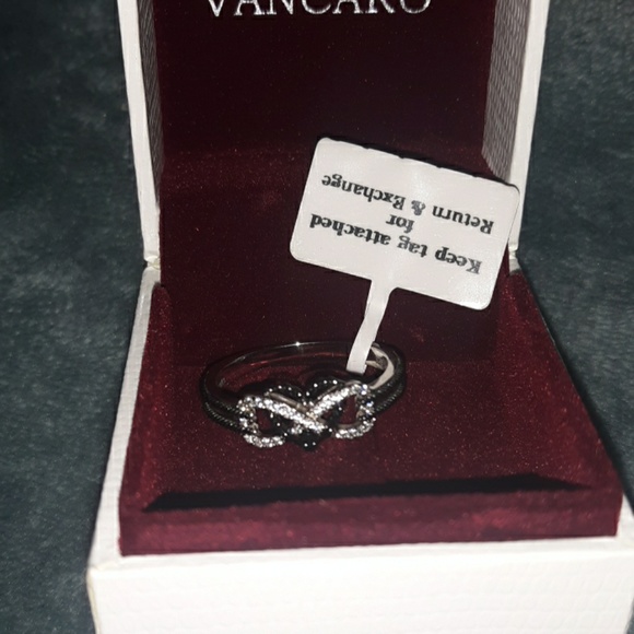 Vancaro Jewelry - Beautiful Ring
